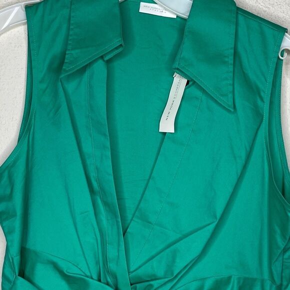 New York & Co. Stretch Top Green Nwt - Picture 2 of 9